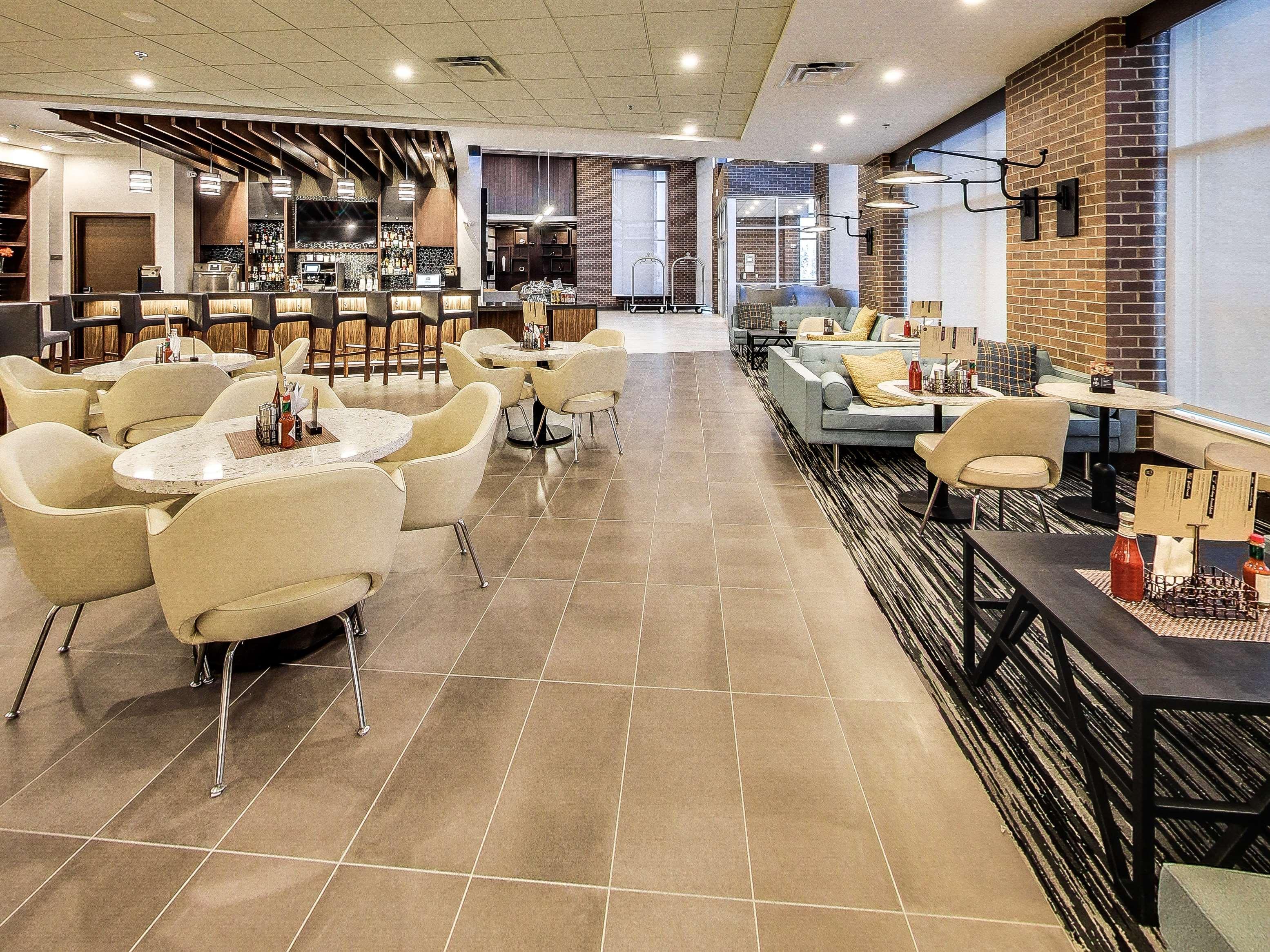 Hyatt Place Edmonton West Екстер'єр фото