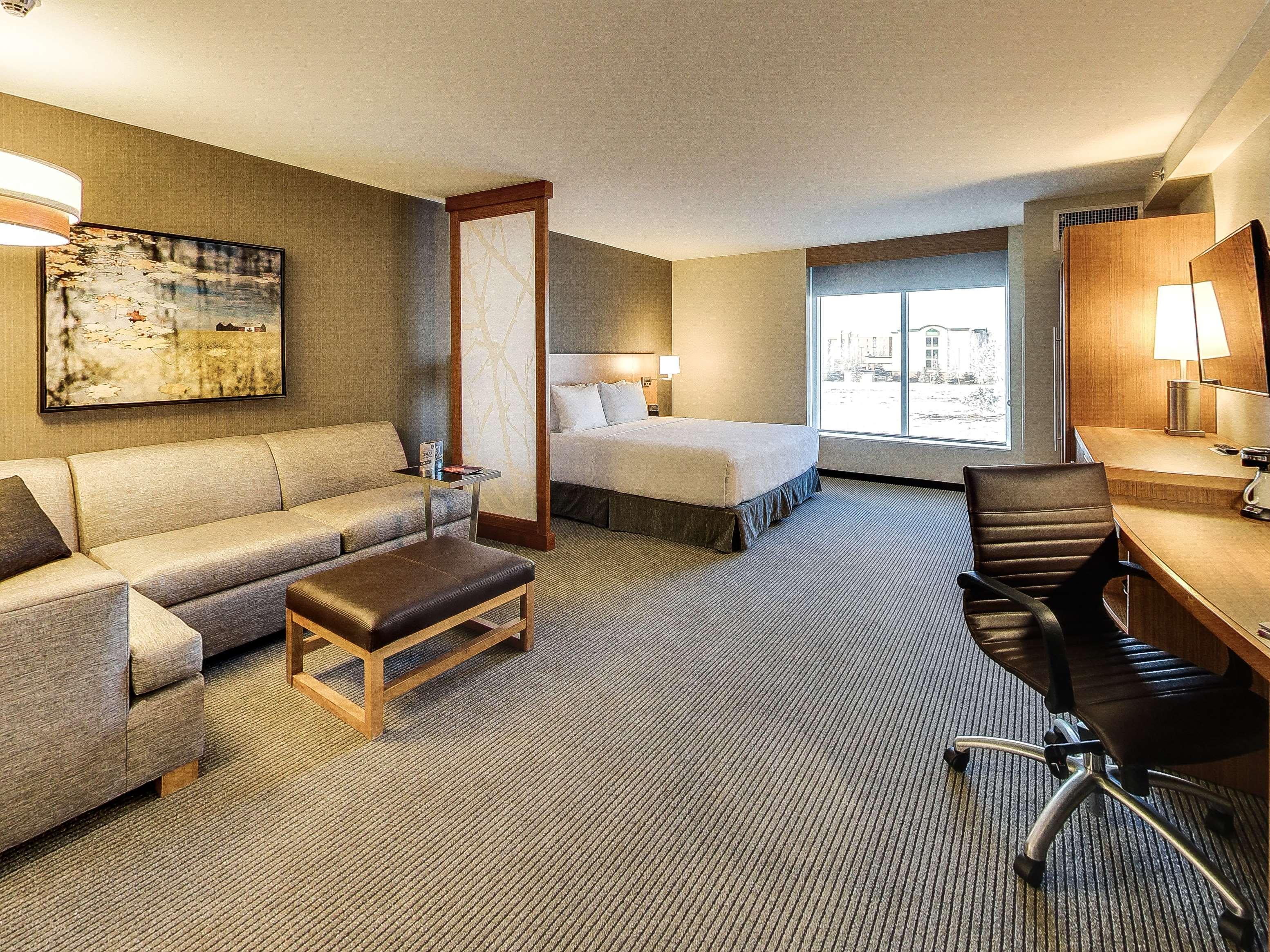 Hyatt Place Edmonton West Екстер'єр фото